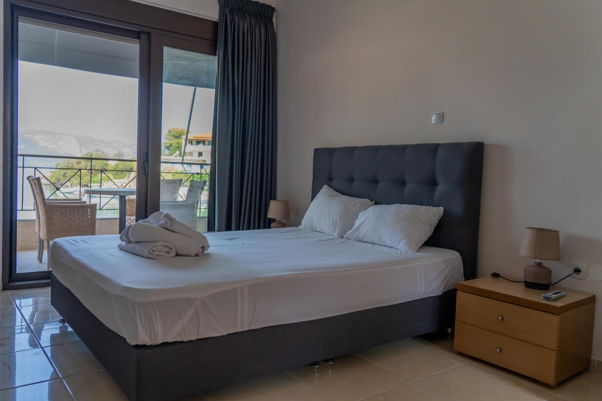Prego Living Apartments Vathi  Ngoại thất bức ảnh