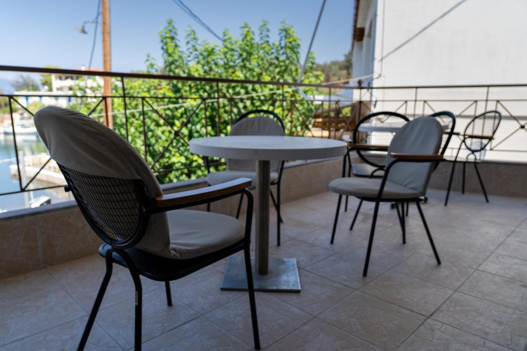 Prego Living Apartments Vathi  Ngoại thất bức ảnh